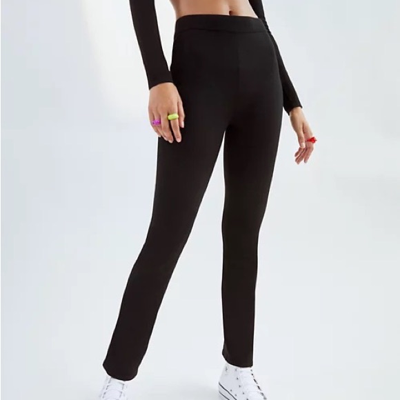 Aritzia / Ellie pant / size small / black / Sunday best - Picture 1 of 4